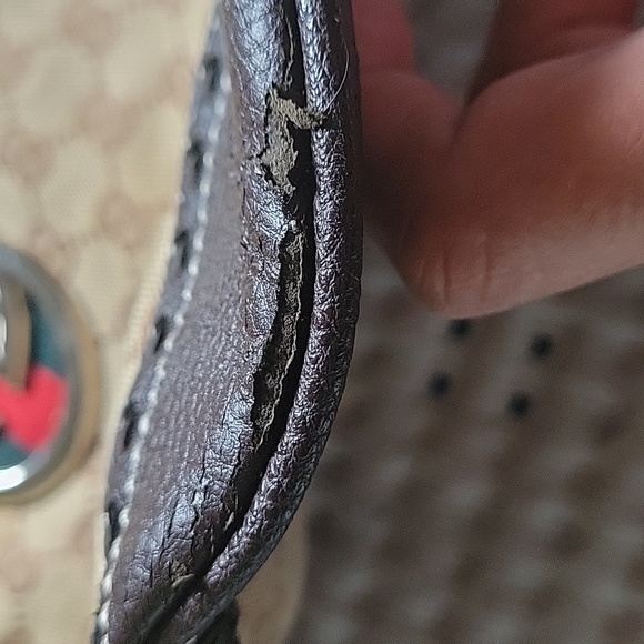 Copy-Messenger Purse - Picture 2 of 8